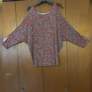 Cupio Floral Blouse in Mauve and White